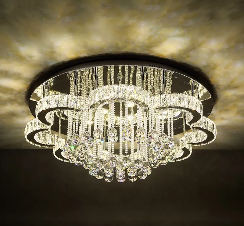 CHANDELIER CHANDELIER